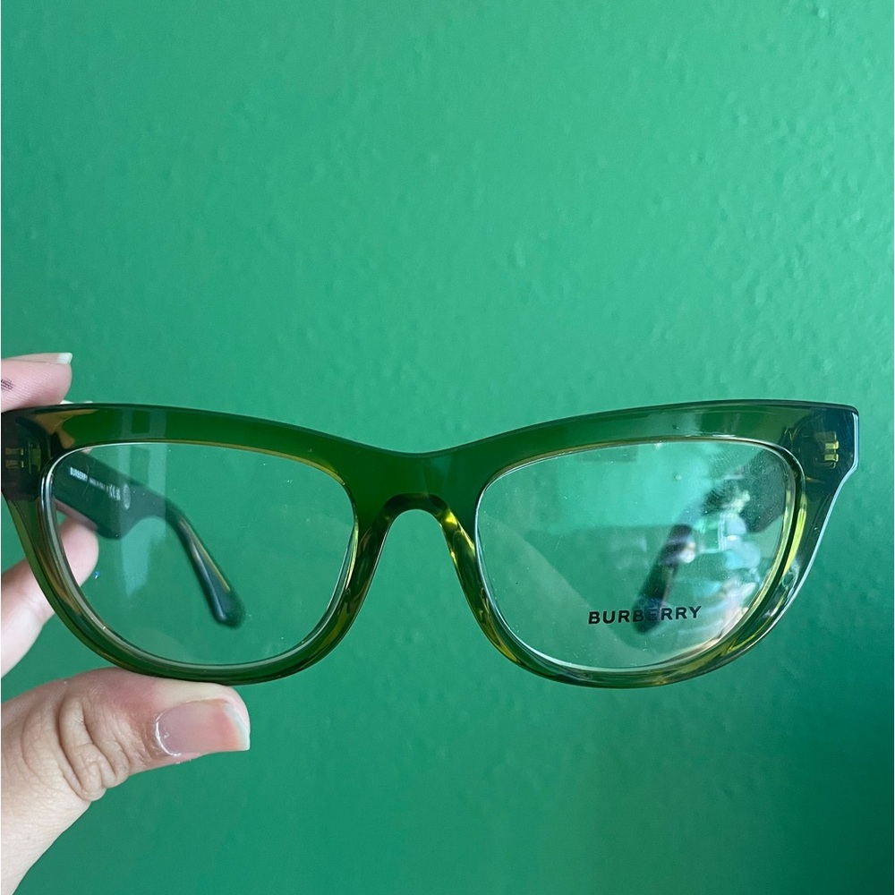 Cute Transparent Green Burberry Glasses